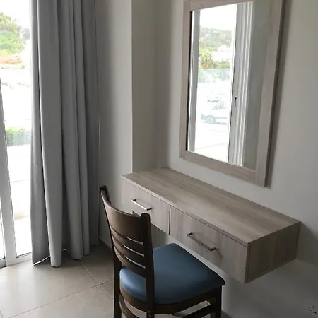 Proteas Mare Apartment Protaras