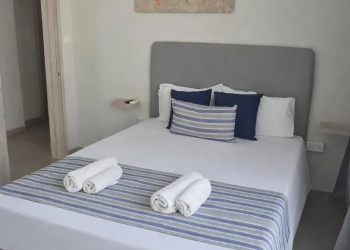 Apartament Proteas Mare *