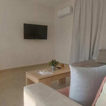 Proteas Mare Apartman *